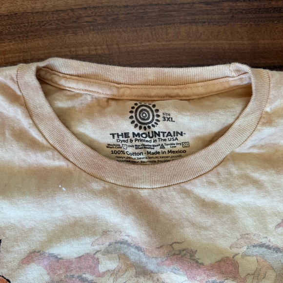 The Mountain Sun and Horse Graphic Long Sleeve Tee size 3XL - Picture 3 of 3